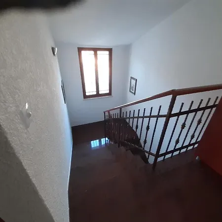 Guest house House Uli Near The 3*