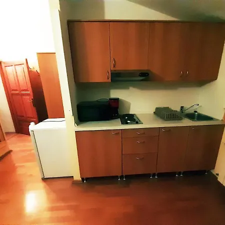 House Uli Near The 게스트하우스 푼타나